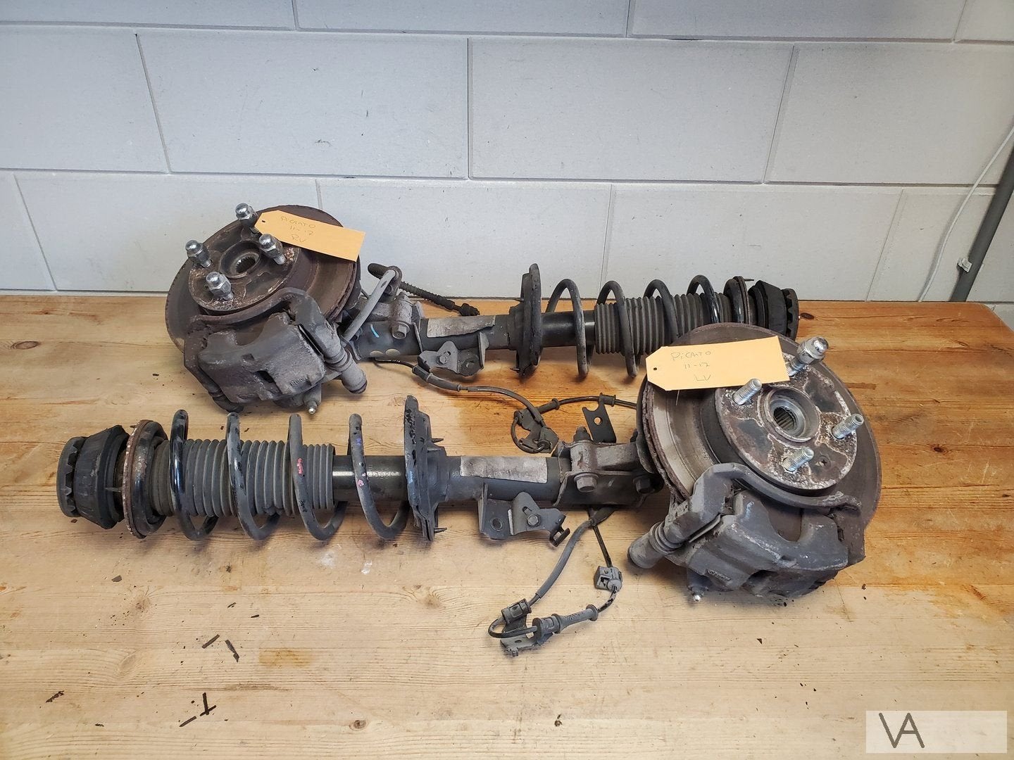 Kia Picanto 2011 - 2017 veerpoot fusee compleet links €50, Kia, -, Utilisé, -
