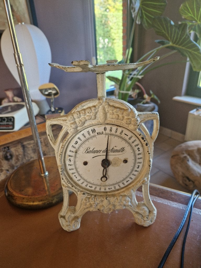 Vintage Frans gietijzeren keukenweegschalen, Ophalen of Verzenden