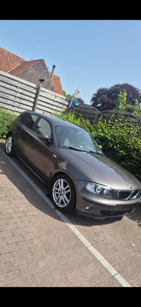 Bmw te koop derde eigenaar...diesel  318 2009, Bedrijf, Te koop