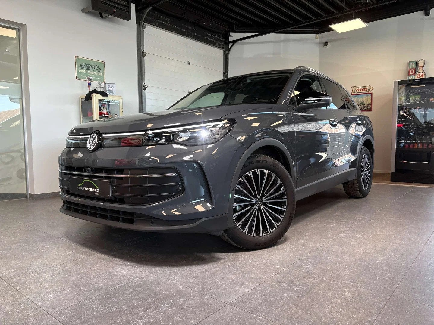 Volkswagen Tiguan Tiguan goal 1.5 eTFSI DSG (bj 2025), Auto's, Automaat, Zwart, 4 cilinders, Leder