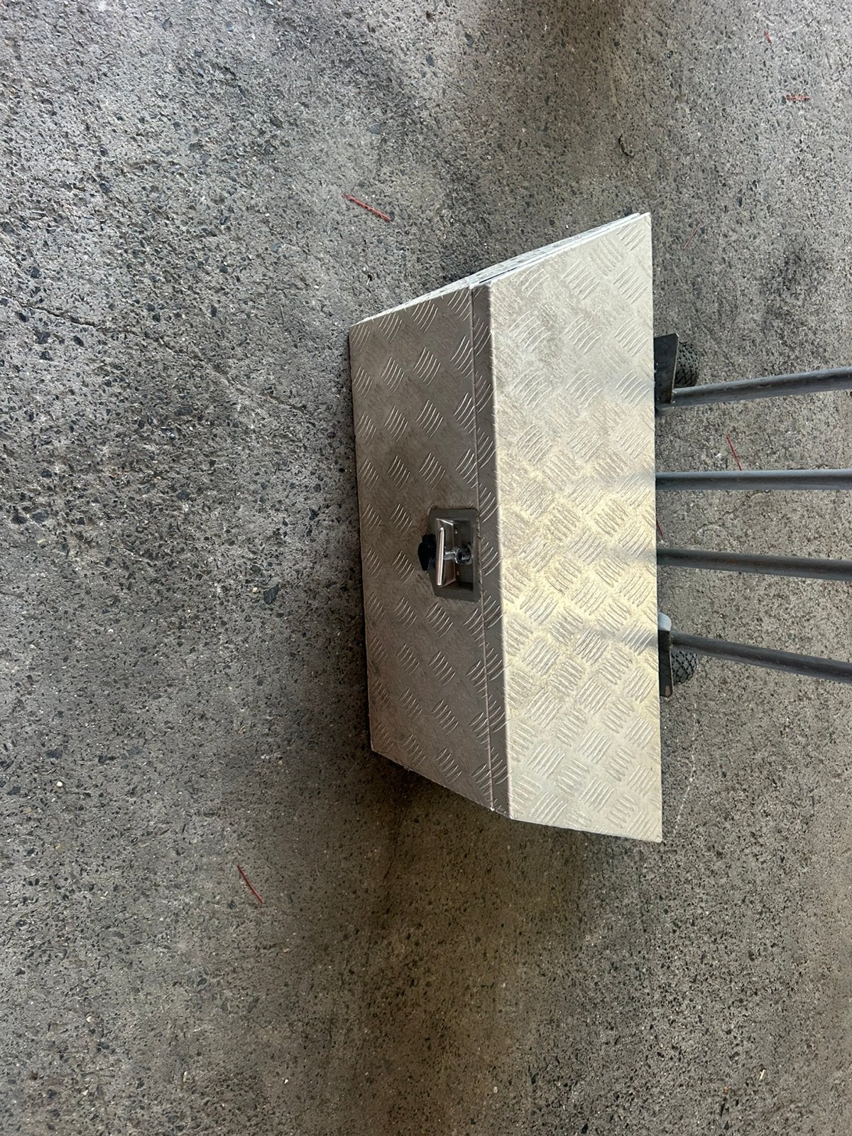 Aluminium opslag bak voor op remorque, Ophalen, Gebruikt