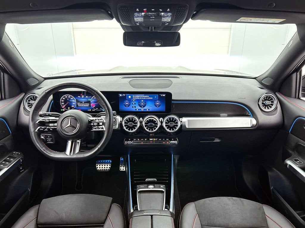 Mercedes-Benz GLB-Klasse 220 4MATIC AMG Line 7 Zitplaatsen |, Automaat, 4 cilinders, Zwart, GLB