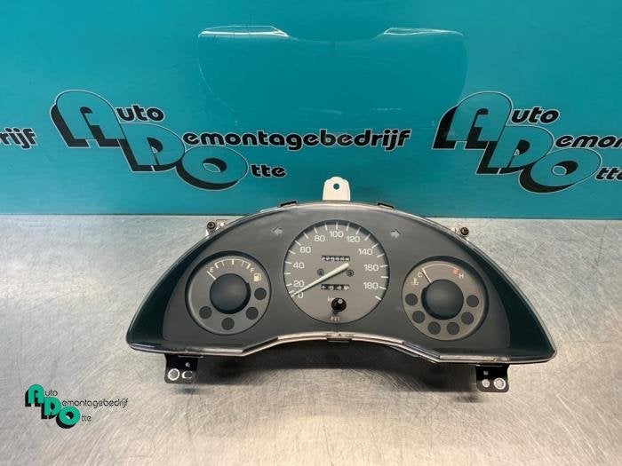 Instrumentenpaneel van een Toyota Starlet (Starlet 90-), Gebruikt, -, -, Ophalen of Verzenden