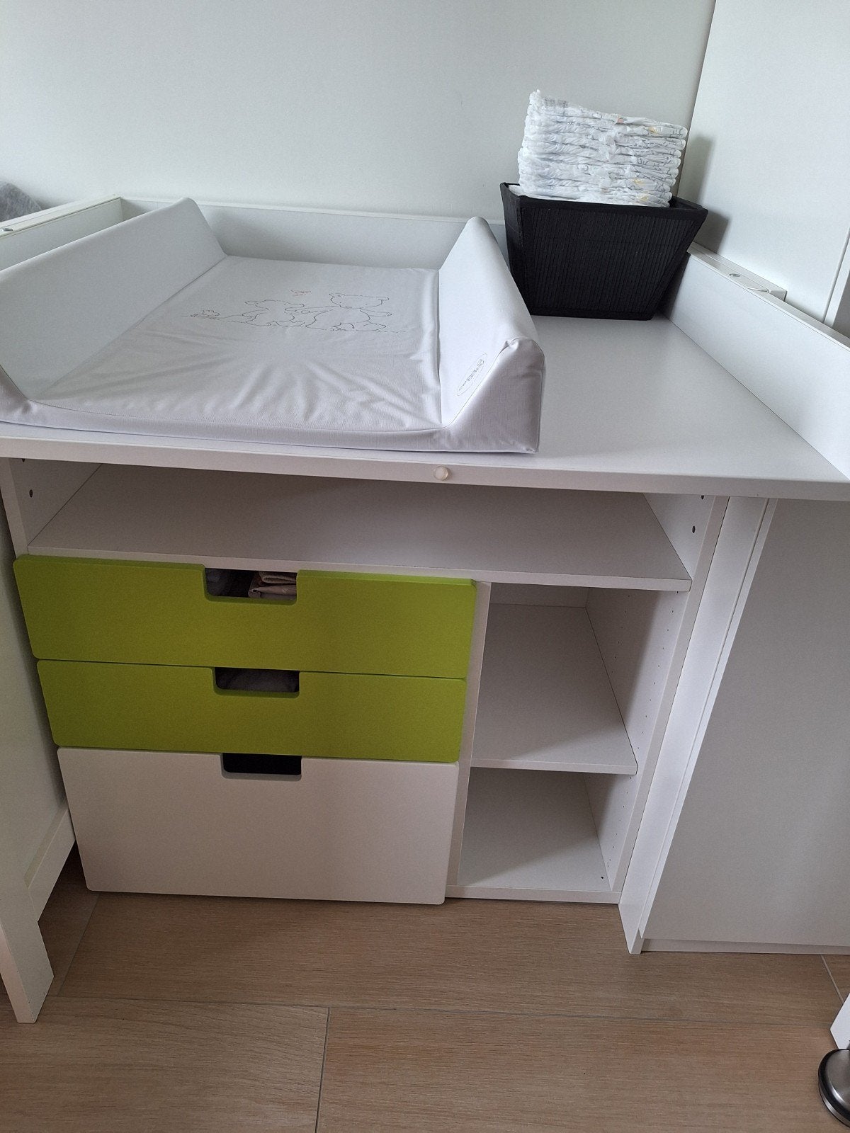 Luiertafel zonder de accessoires, Ophalen, Kast, 70 cm of meer, 75 tot 100 cm