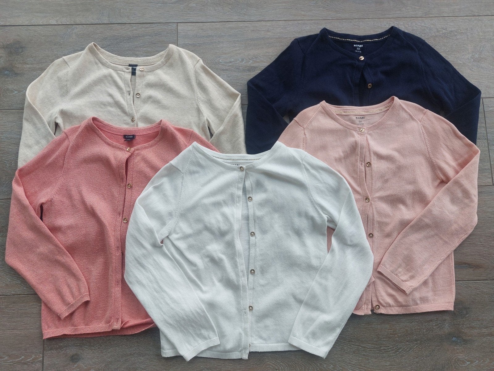 Set 5 gilets meisje maat 8 jaar, Enlèvement ou Envoi, Comme neuf, Fille, Pull ou Veste
