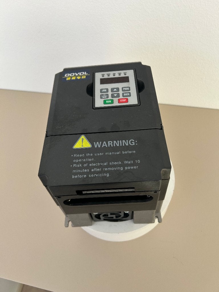 Dovol DV300-202-T Convertisseur de fréquence 2,2 kW 230 V, Enlèvement ou Envoi, Utilisé