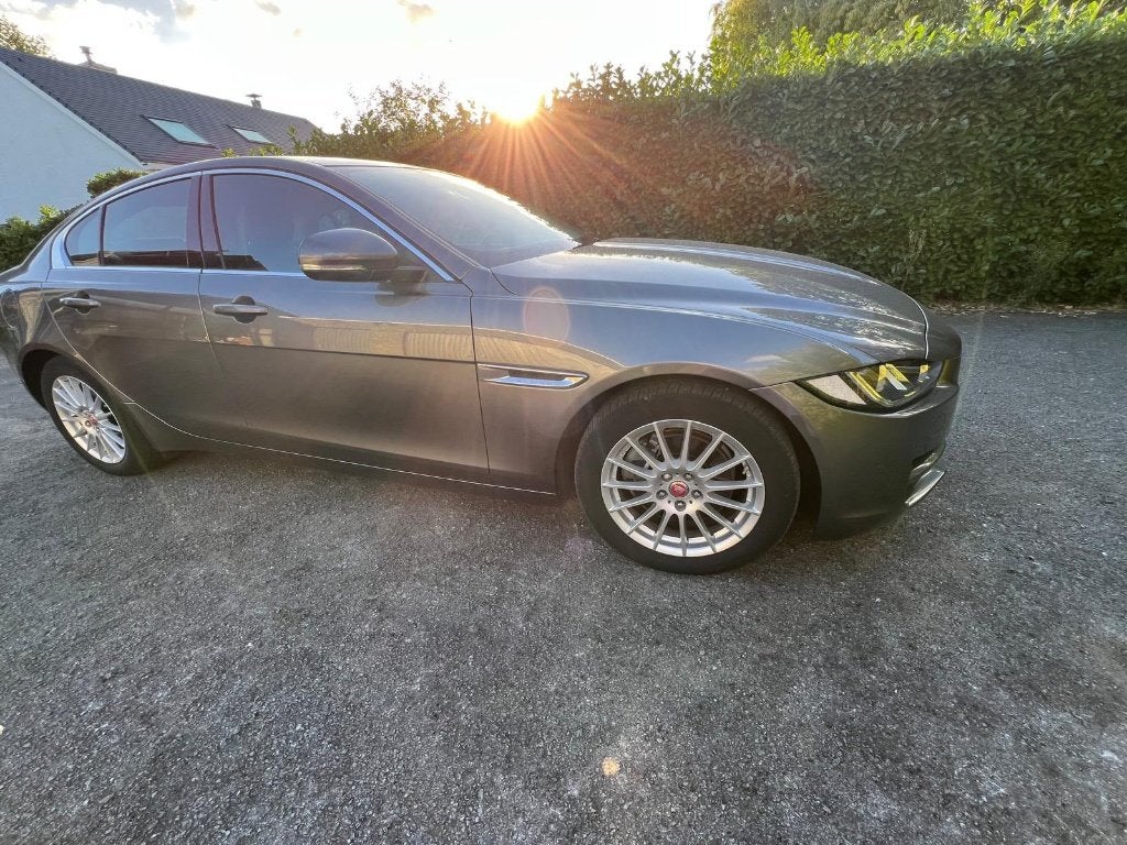 Jaguar XE 2.0D automatique | 163 ch | 54,509 km | Euro 6, Autos, Achat, Euro 6, 5 portes, Diesel