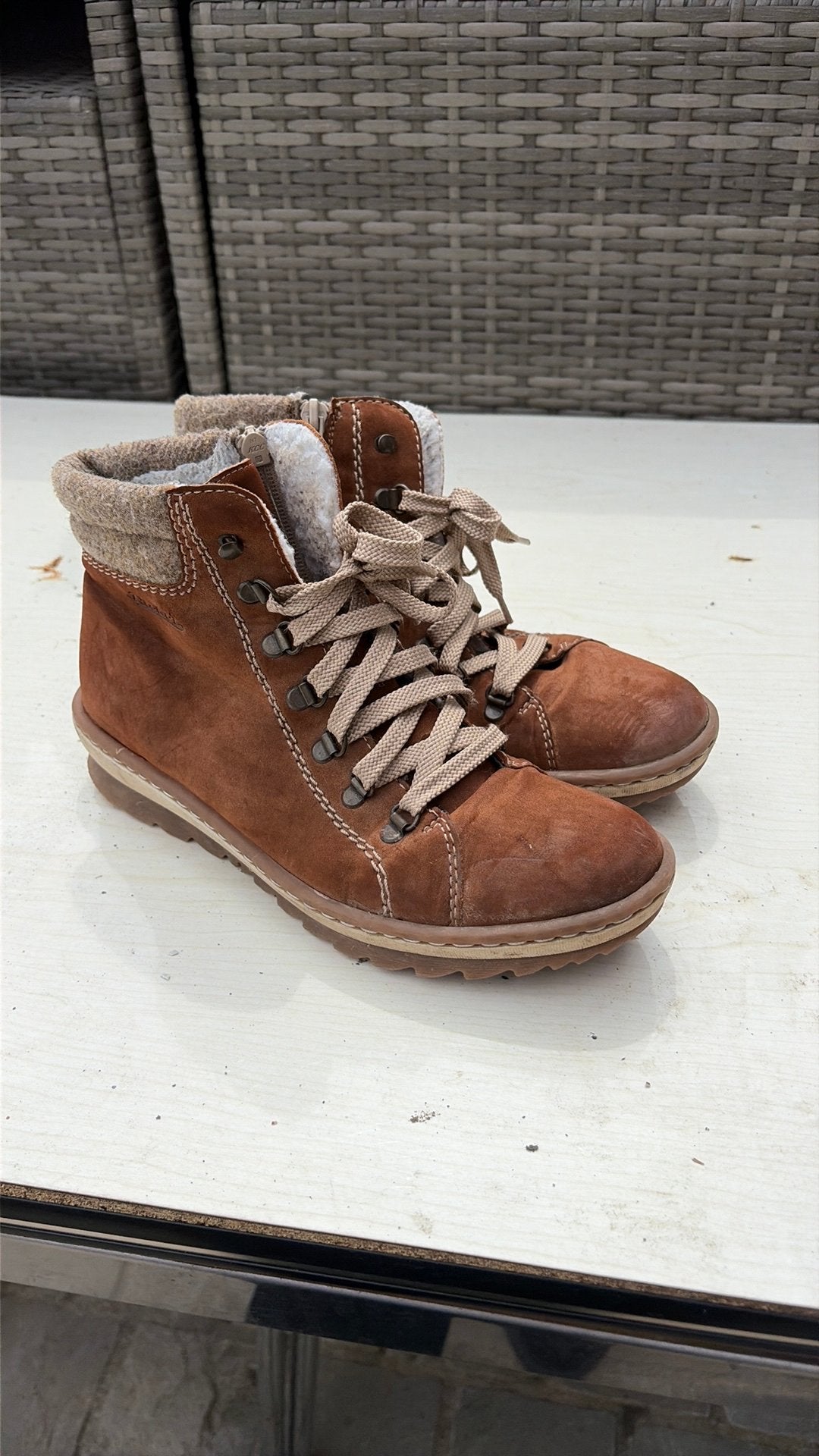 Schoenen, Enlèvement, Porté, Brun