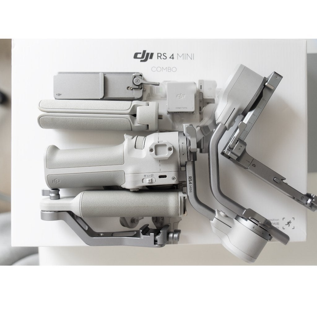DJI RS 4 Mini Combo gimbal - compleet met doos en factuur, Bluetooth, Ophalen of Verzenden, Zo goed als nieuw, 175 cm of meer