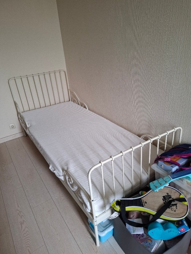 Lit IKEA 1 place en fer forgé., Enlèvement, Comme neuf, 180 cm ou plus, 70 à 85 cm