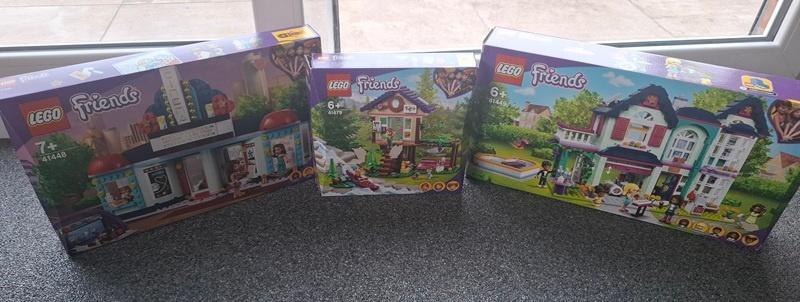 3 modellen Lego Friends, Kinderen en Baby's, Speelgoed | Bouwstenen, Zo goed als nieuw, Overige merken, Ophalen of Verzenden