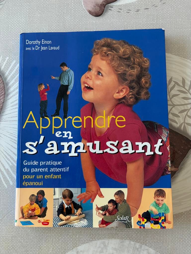 Livre Apprendre à la maison Guide pratique parent attentif, Ophalen of Verzenden, Zo goed als nieuw
