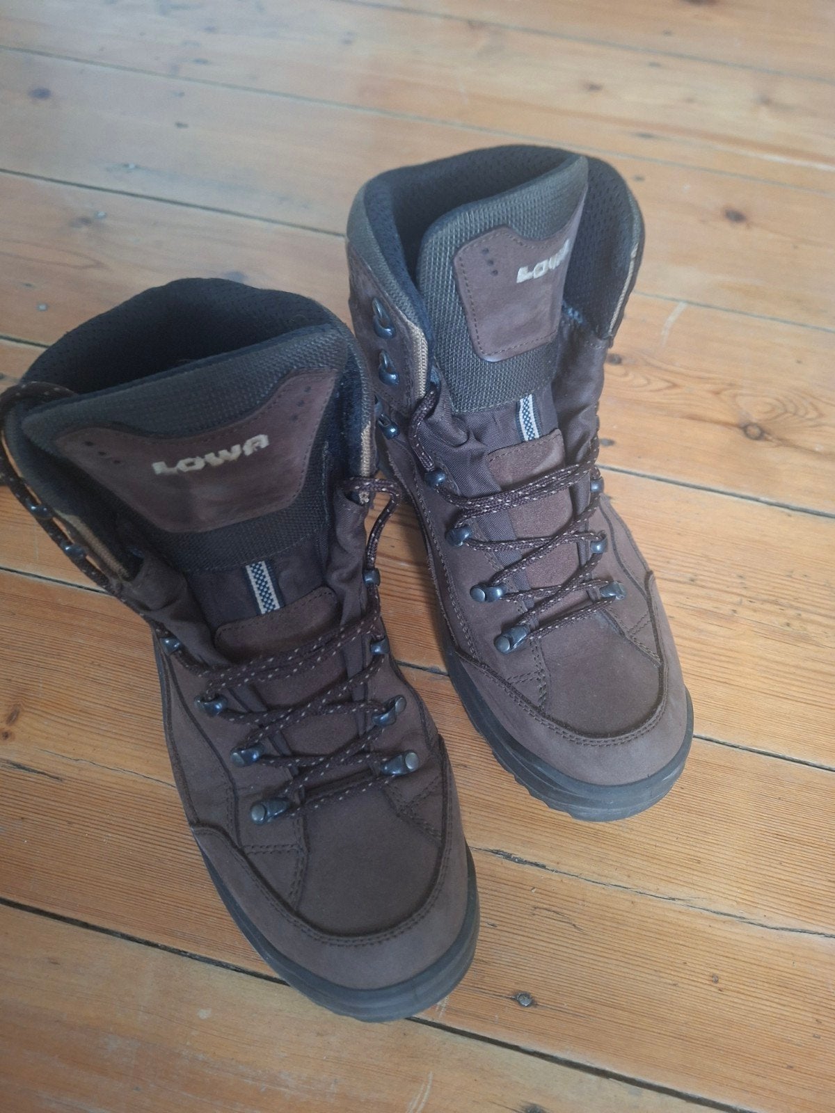 Wandelschoenen Lowa Renegade, Ophalen