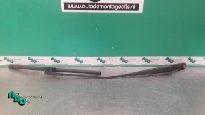 Bras essuie-glace avant d'un Audi A3 (A3 03-), -, 3 mois de garantie, Audi, Utilisé