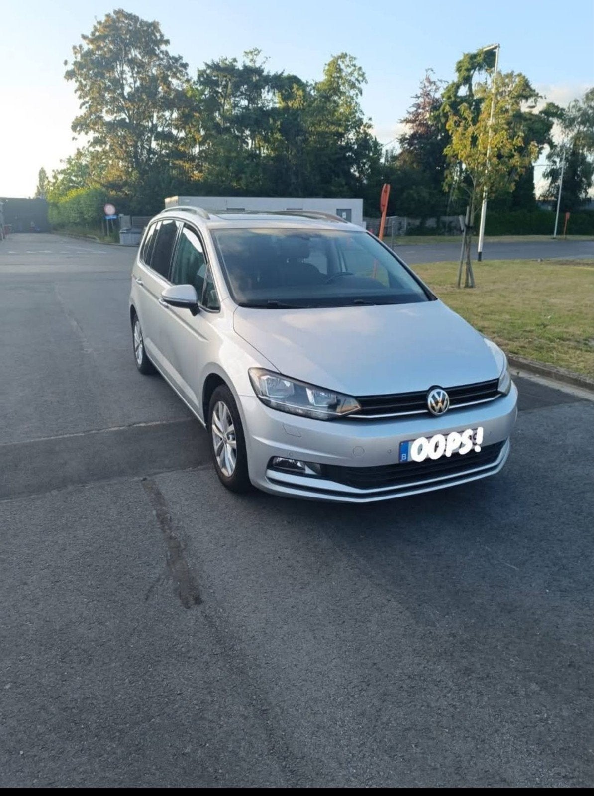VOLKSWAGEN TOURAN 1.6TDI 7-ZIT, Euro 6, 7 zetels, 5 deurs, Particulier