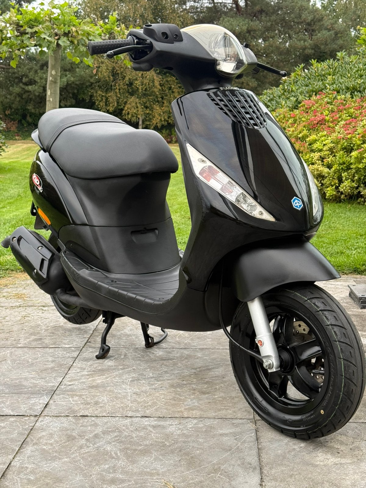 Piaggio zip 2 takt 50cc met coc document!, Fietsen en Brommers, Ophalen, Zo goed als nieuw, Zip
