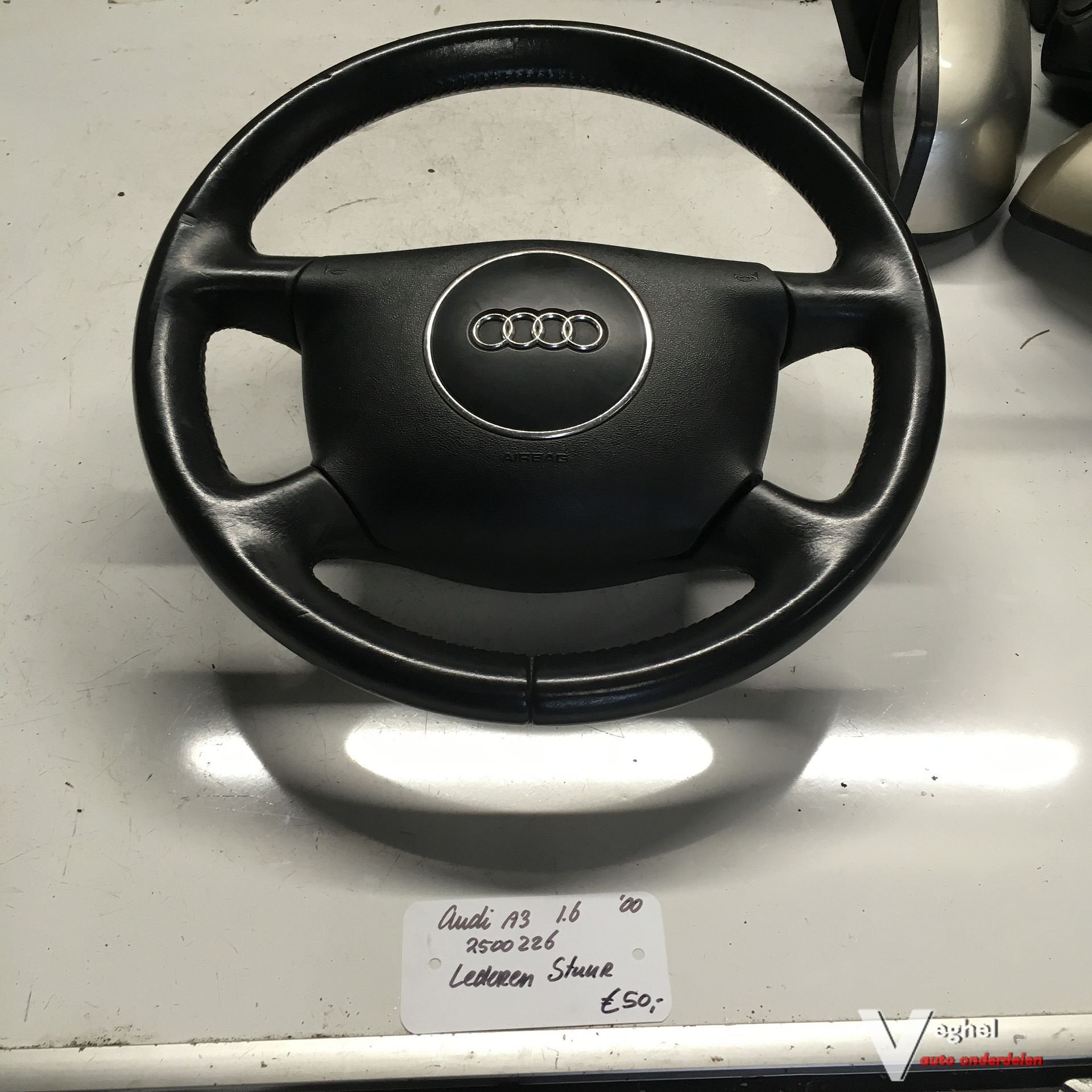 Audi A3 1.6 2000 2500226  Lederen stuur met airbag, Gebruikt, -, -, Ophalen of Verzenden