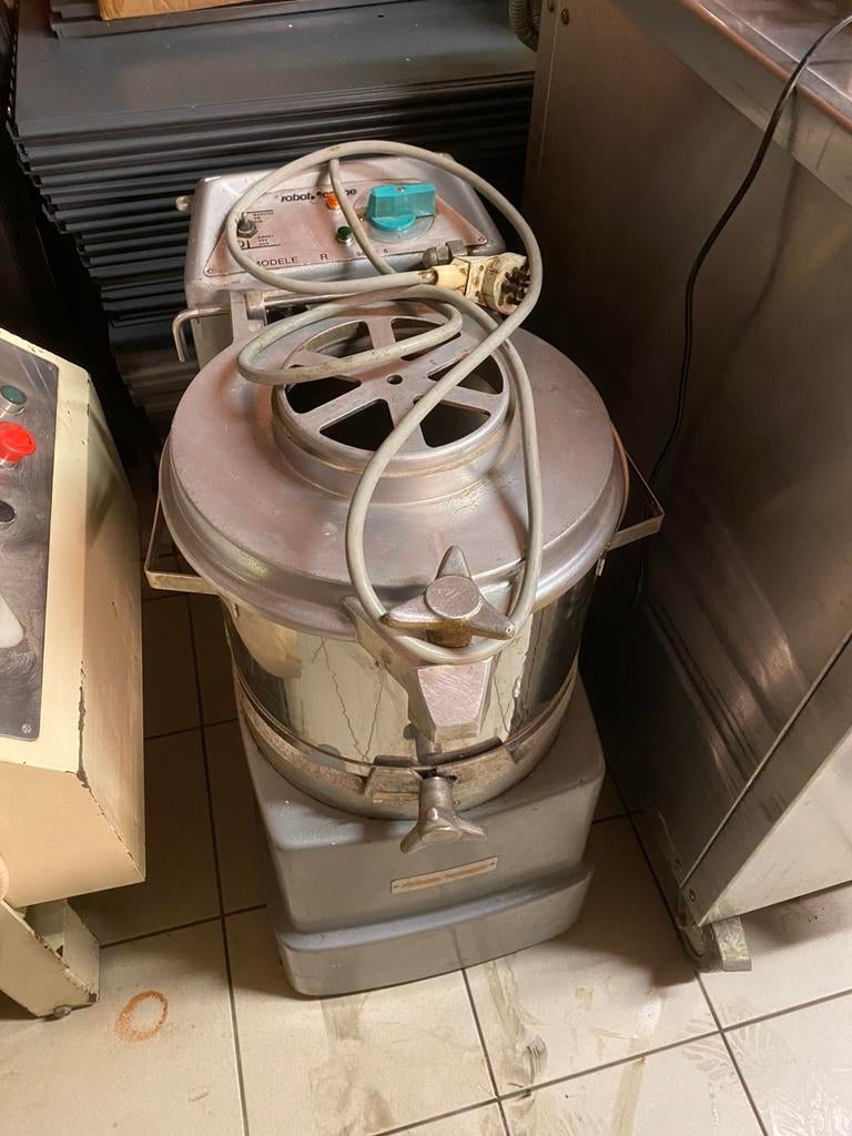 Professionele cutter mixer, Ophalen