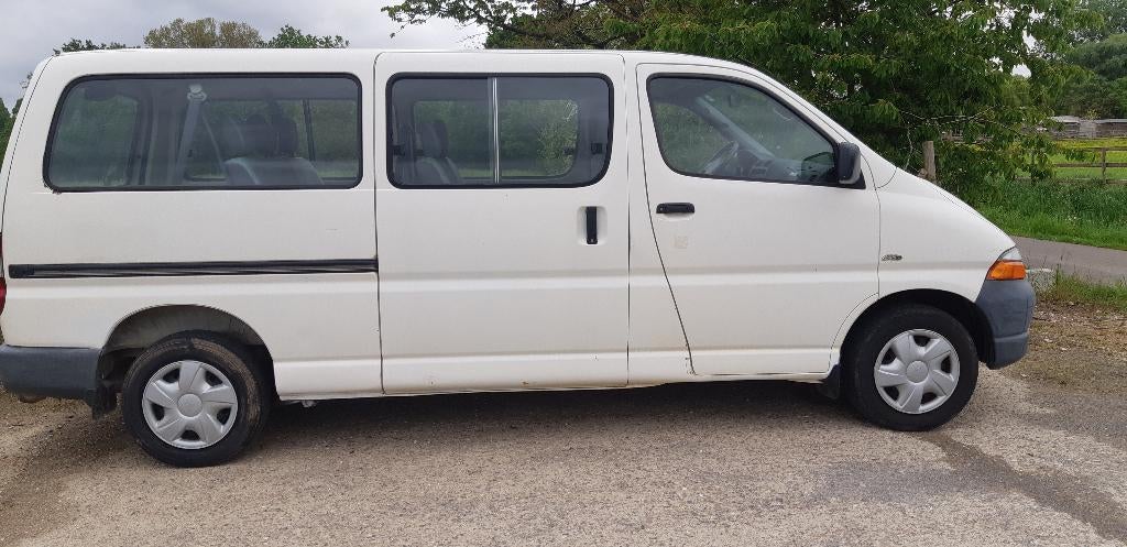 MINIBUS 9 PLACES 2.4TD TOYOTA HIACE, Autos, Toyota, Particulier, Diesel, Euro 3, MPV ou Monospace