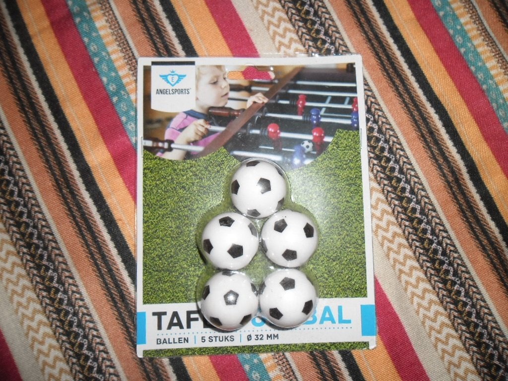 BALLES POUR TABLE KICKER NEUVES, Enlèvement