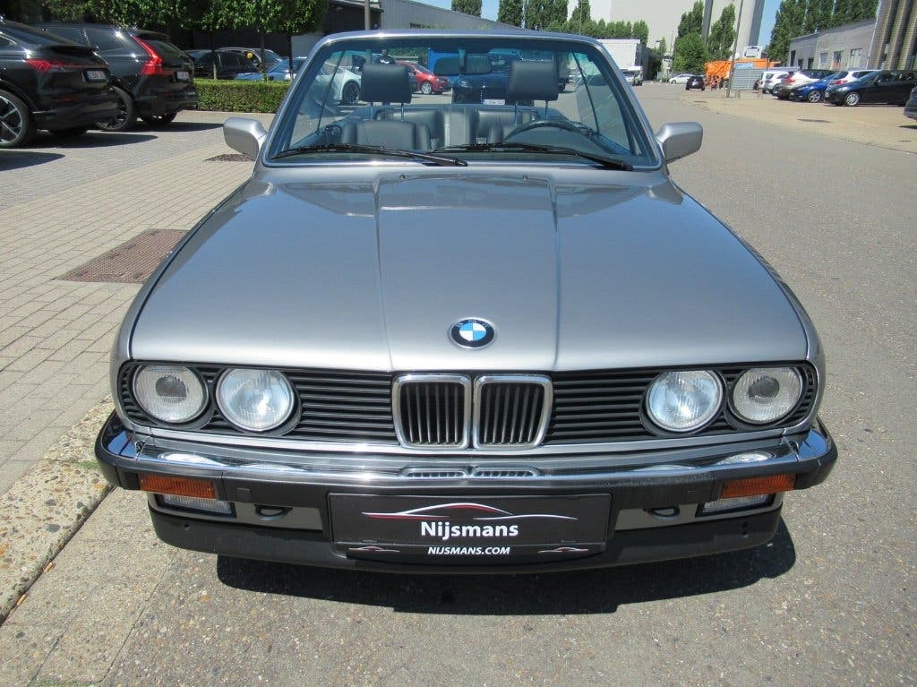 BMW 320i Cabrio Fase1 MATCHINGNUMBERS-Volledig gerestaureerd, foto 2