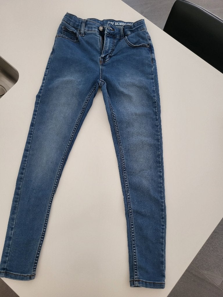 Broek Hema skinny maat 140, Ophalen of Verzenden, Broek