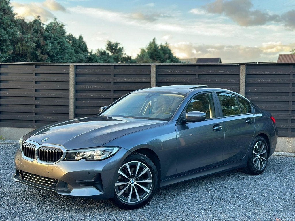 BMW 318dA 150pk bj2019 103000km's VIRTUAL/SCHUIFDAK/AUTOMAAT, Auto's, Automaat, 1995 cc, Bedrijf, Airconditioning