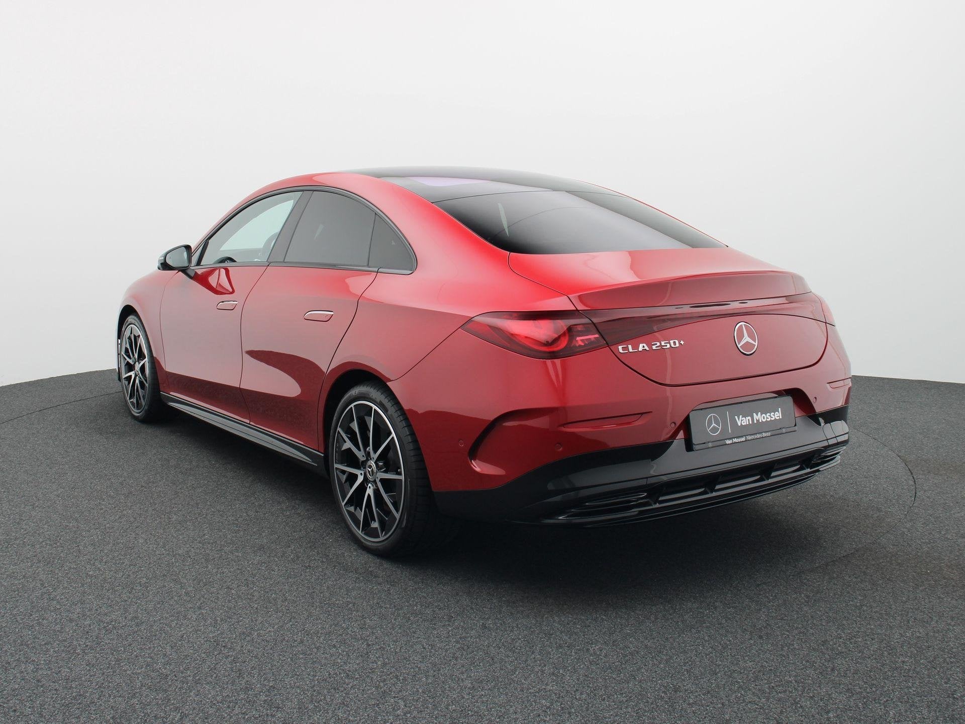 Mercedes-Benz CLA 250+ Sport Edition + MULTIBEAM LED + PANO, Auto's, Mercedes-Benz, Automaat, Gebruikt, Zwart, https://public.car-pass.be/vhr/24a59855-da7c-4af9-a050-085d1ff98cd3