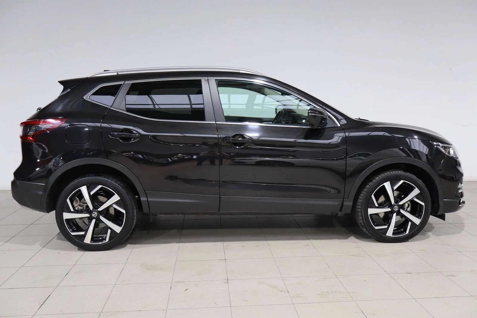 Nissan QASHQAI Qashqai 1.3 DIG-T DCT (automatique), Autos, Achat, Entreprise, Noir, 5 portes