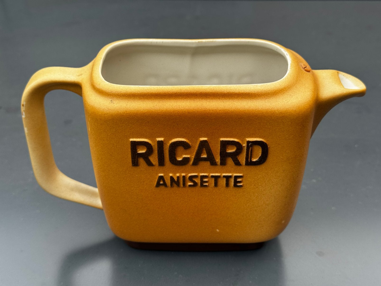 Ricard Anisette E15 keramische vintage kan - 1L, Verzamelen, Ophalen of Verzenden, Zo goed als nieuw