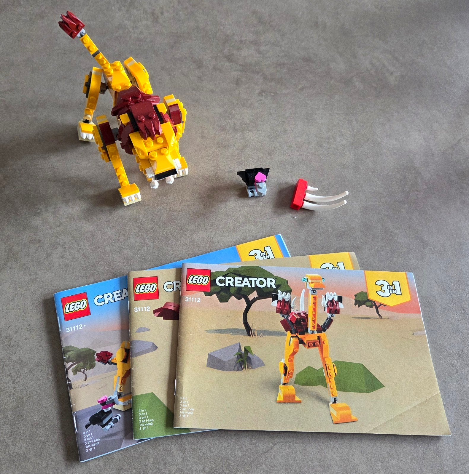 LEGO Creator 31112, Kinderen en Baby's, Speelgoed | Duplo en Lego, Lego, Ophalen of Verzenden, Zo goed als nieuw, Compleet