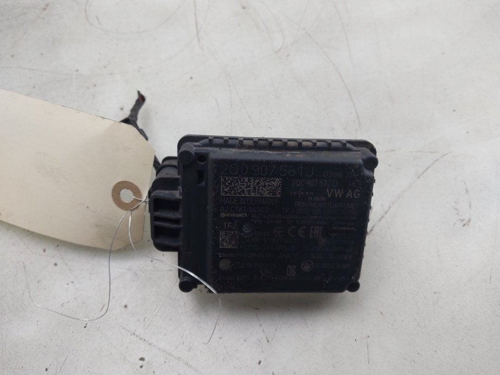 RADAR ANTI COLLISION Seat Ibiza V (KJB) (01-2017/-), Autos : Pièces & Accessoires, Autres pièces automobiles, Dhr. J. Ham, Administratie@autoham.nl