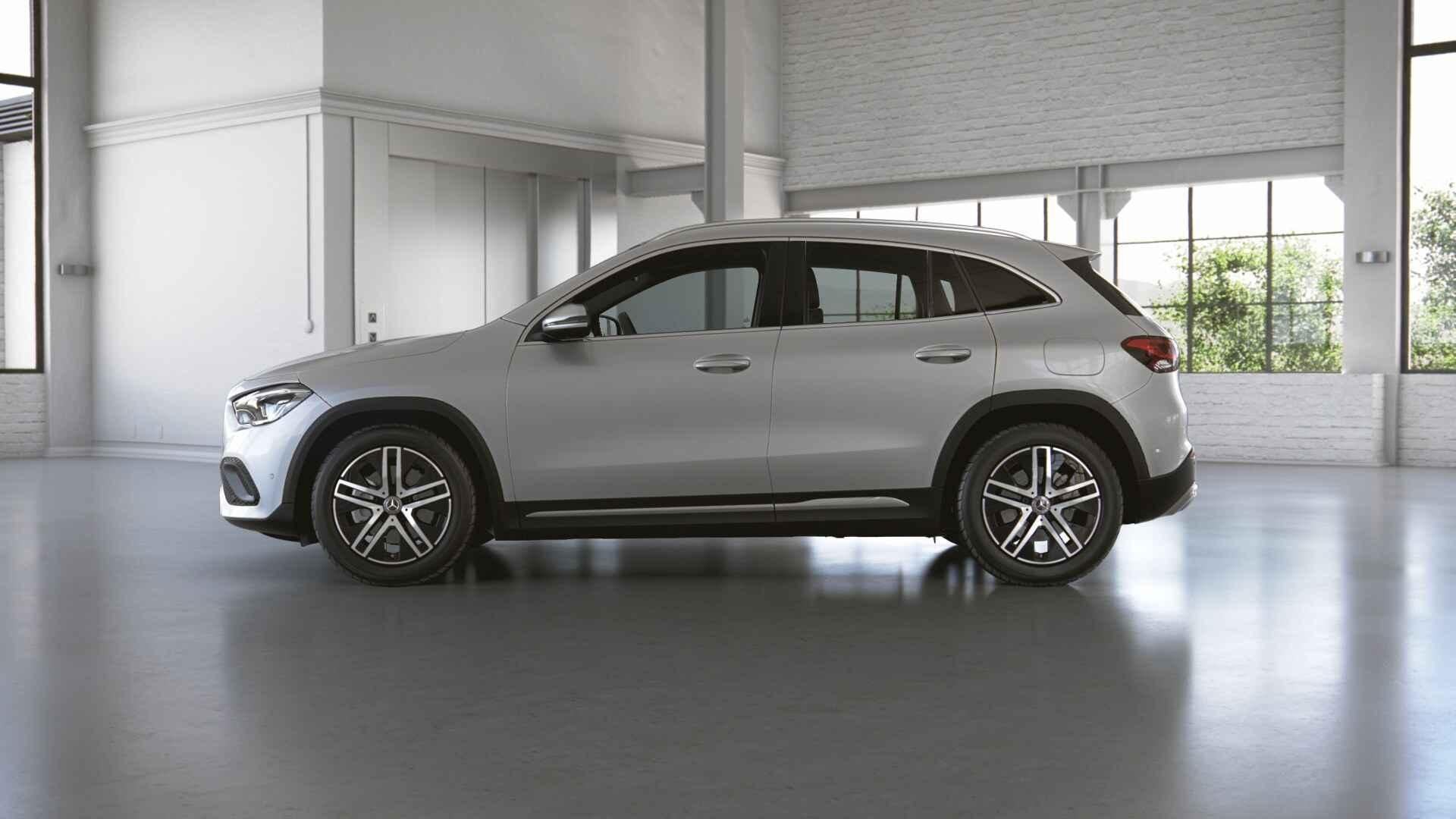Mercedes-Benz GLA 250 e Luxury Line | Trekhaak | Verwarmde Z, Auto's, Stof, 4 cilinders, 16 kWh, 5 zetels