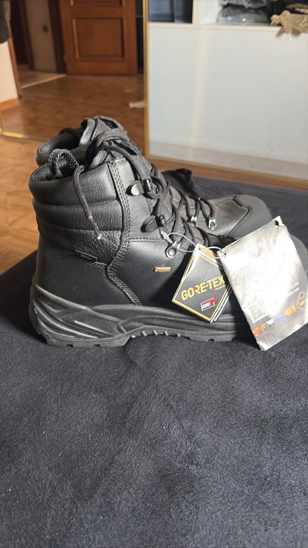 Werkschoenen, Doe-het-zelf en Bouw, Veiligheidskleding, Ophalen, Zo goed als nieuw