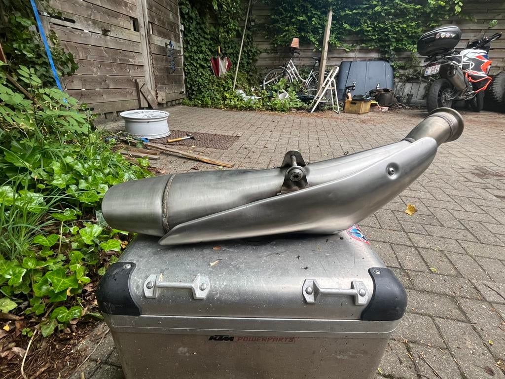 Uitlaat KTM Duke, Motoren, Ophalen, Gebruikt