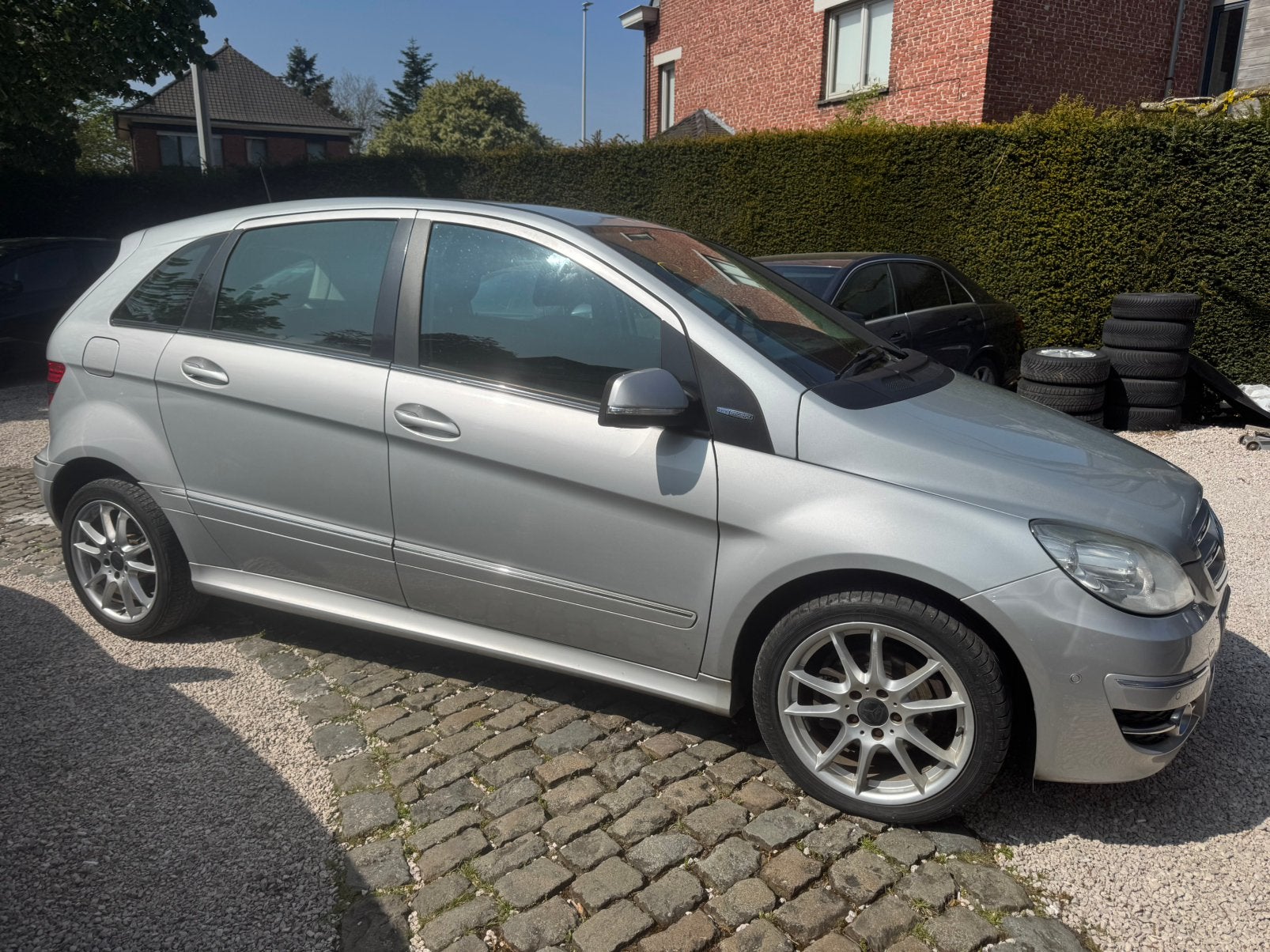 Mercedes B180 benzine - Zetelverwm*2010*Parksensor*GARANTIE!, Entreprise, Boîte manuelle, Entretenue par le concessionnaire, https://public.car-pass.be/vhr/808dd8d2-1f03-45e9-8e9a-8227d9675425