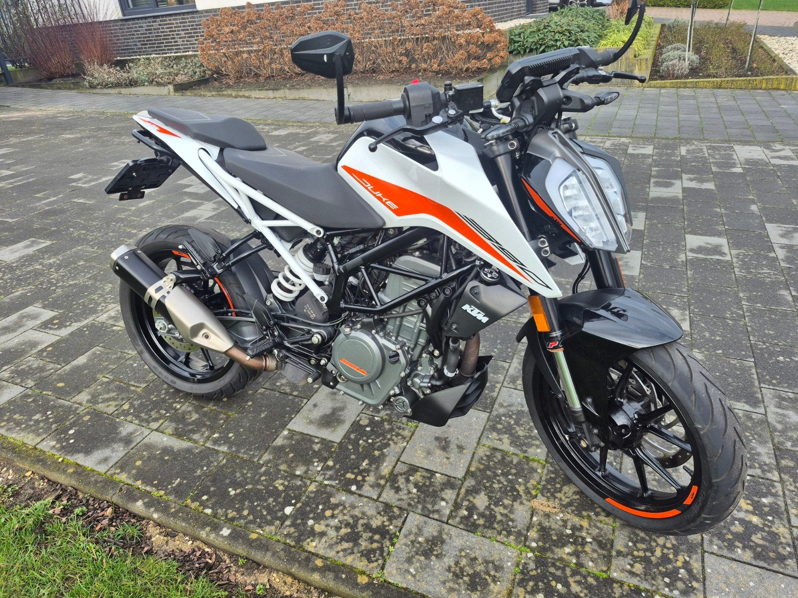KTM Duke 390 2021 A2 Naked Bike - Perfecte staat!, Motoren, 390 cc, Particulier, Minimaal motorrijbewijs A2, ABS