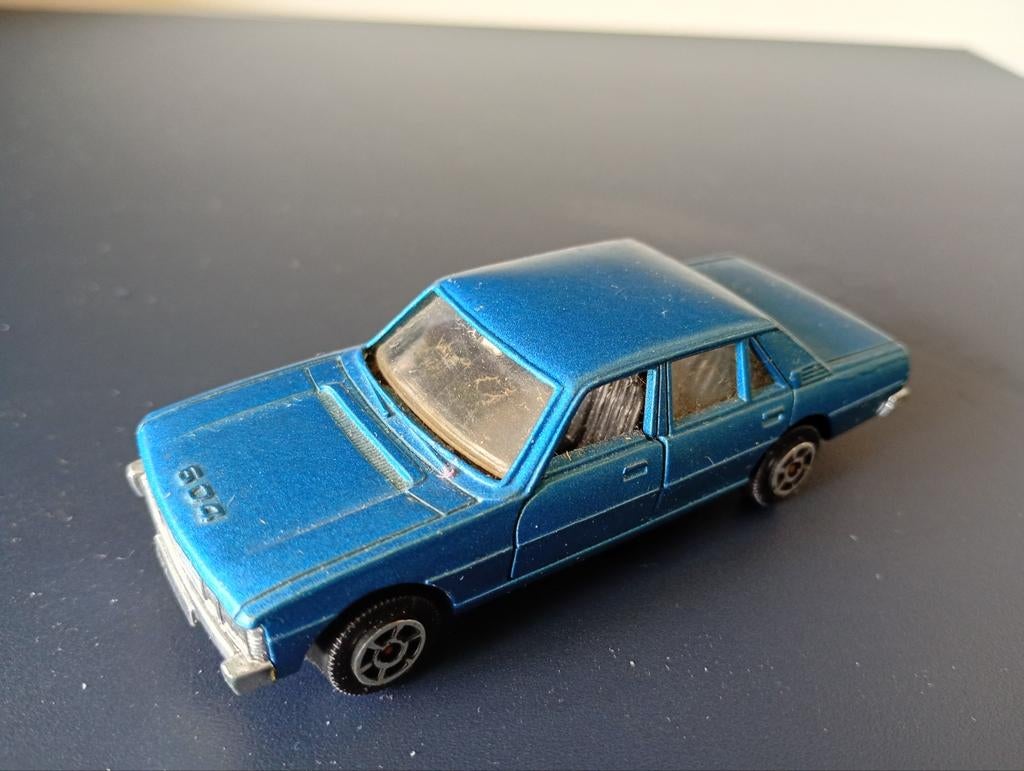 Peugeot 604 schaal 1 op 43, Ophalen of Verzenden