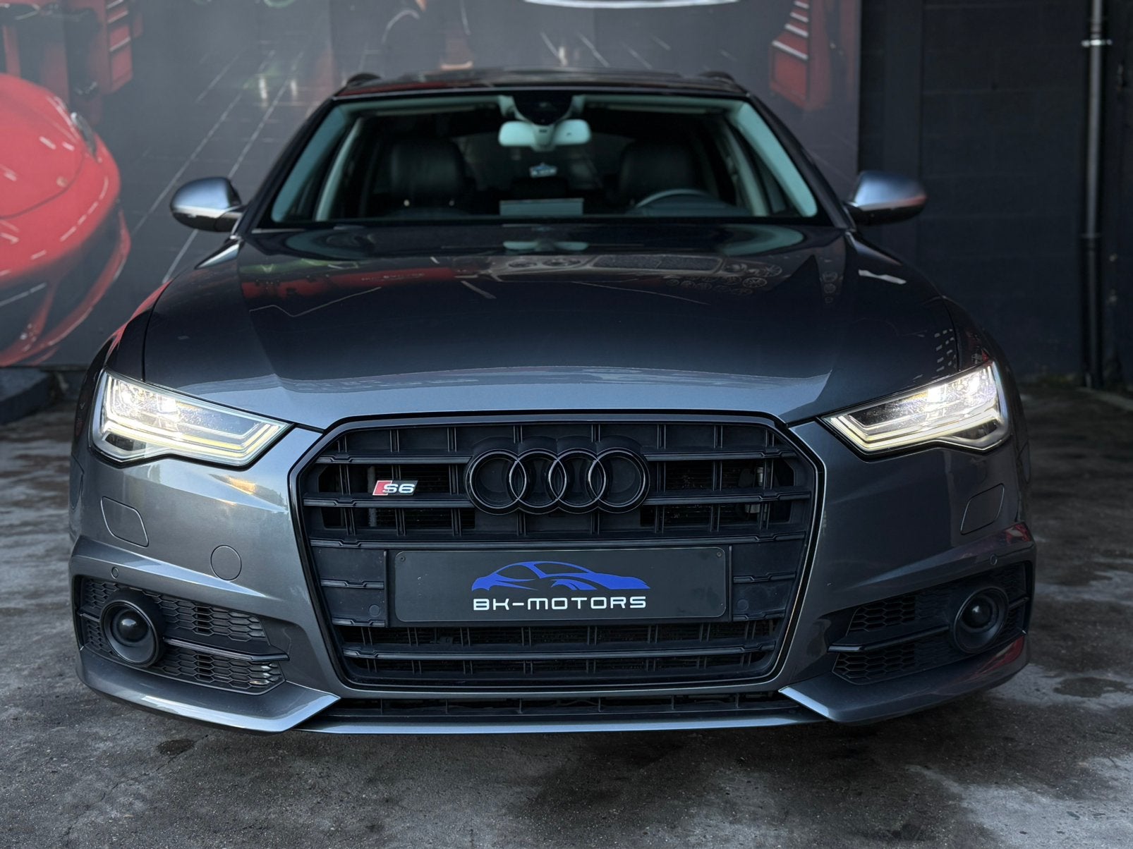 Audi S6  SW 4.0 V8 TFSI Quattro S tronic, Autos, Audi, Cuir, Argent ou Gris, Achat, Phares entièrement LED