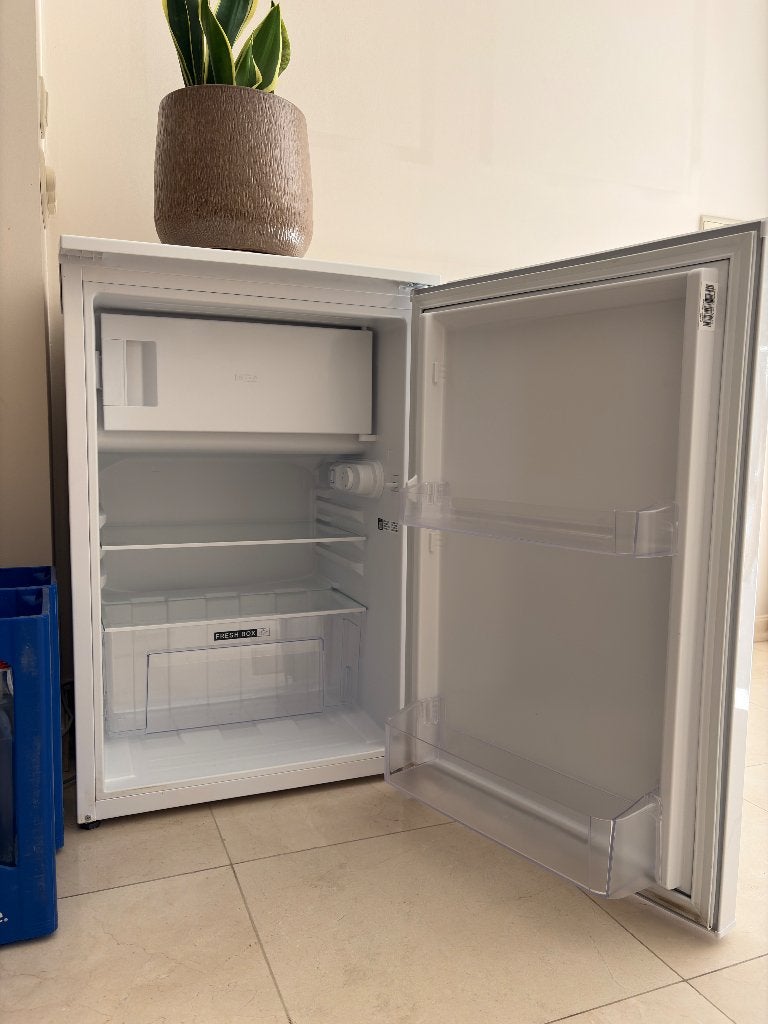 Koelkast - tafelmodel Whirlpool, Ophalen, Minder dan 85 cm, 100 tot 150 liter, Zo goed als nieuw