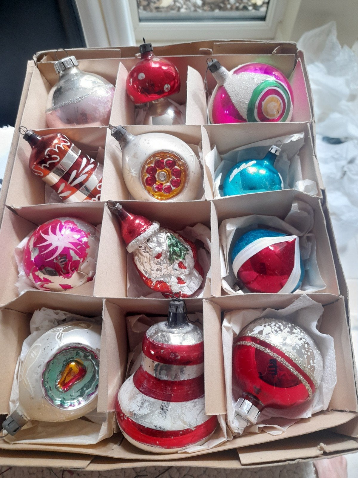 vieilles boules de Noël, Enlèvement ou Envoi