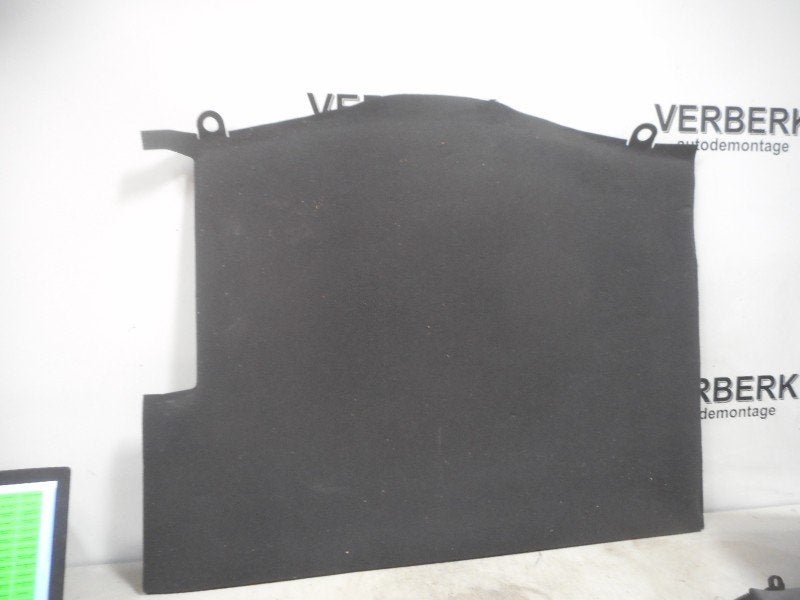 TAPIS DE COFFRE Ford Focus (01-1970/-) (cm51a13065bf35b8), Henry-Ford-Straße  1
50735  Köln, DE, Ford-Werke GmbH, Kunden@ford.com