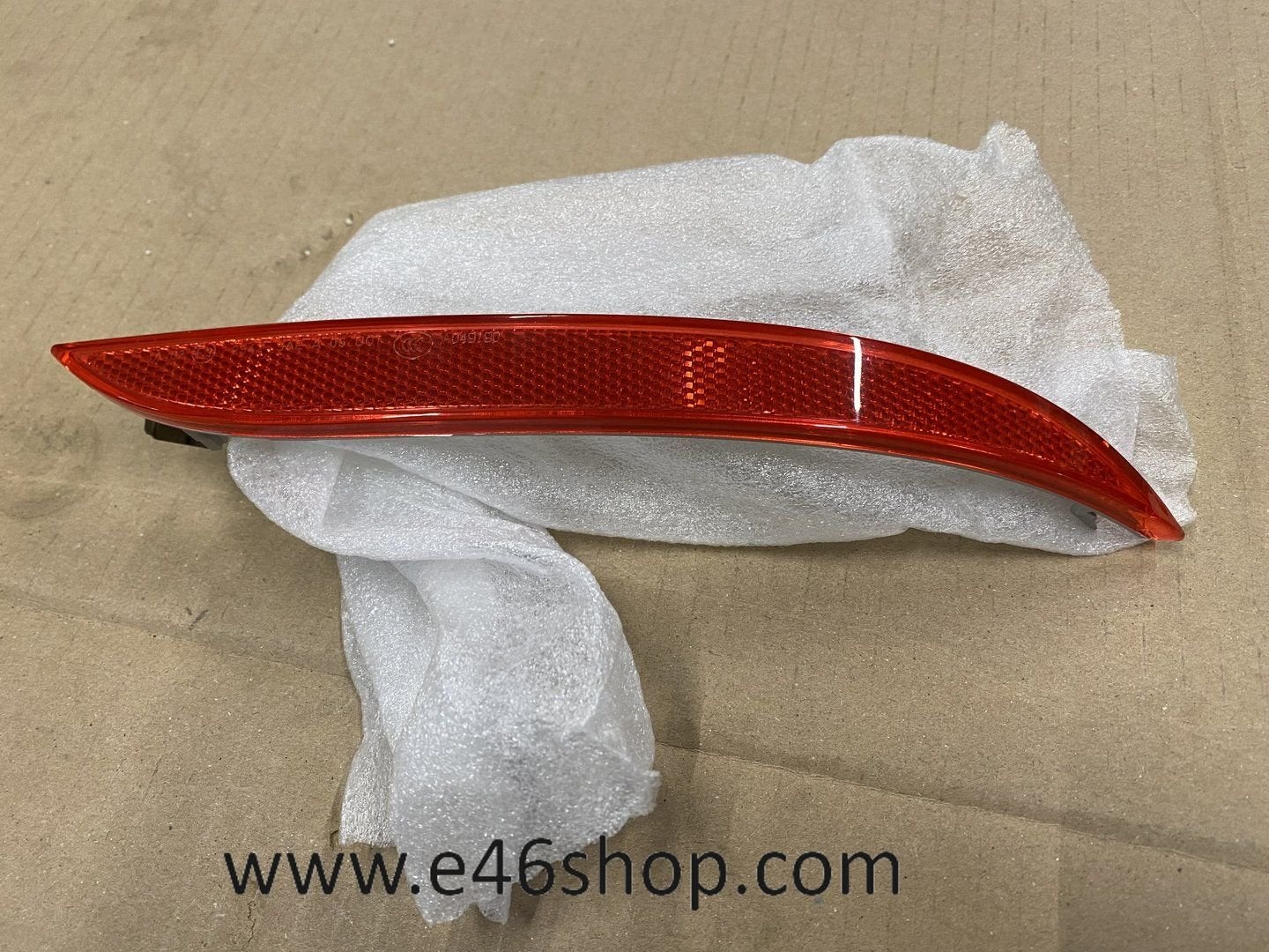Achterbumper reflector BMW E60 RECHTS NIEUW BMW   6314718391, Auto-onderdelen, -, -, Nieuw, Ophalen of Verzenden