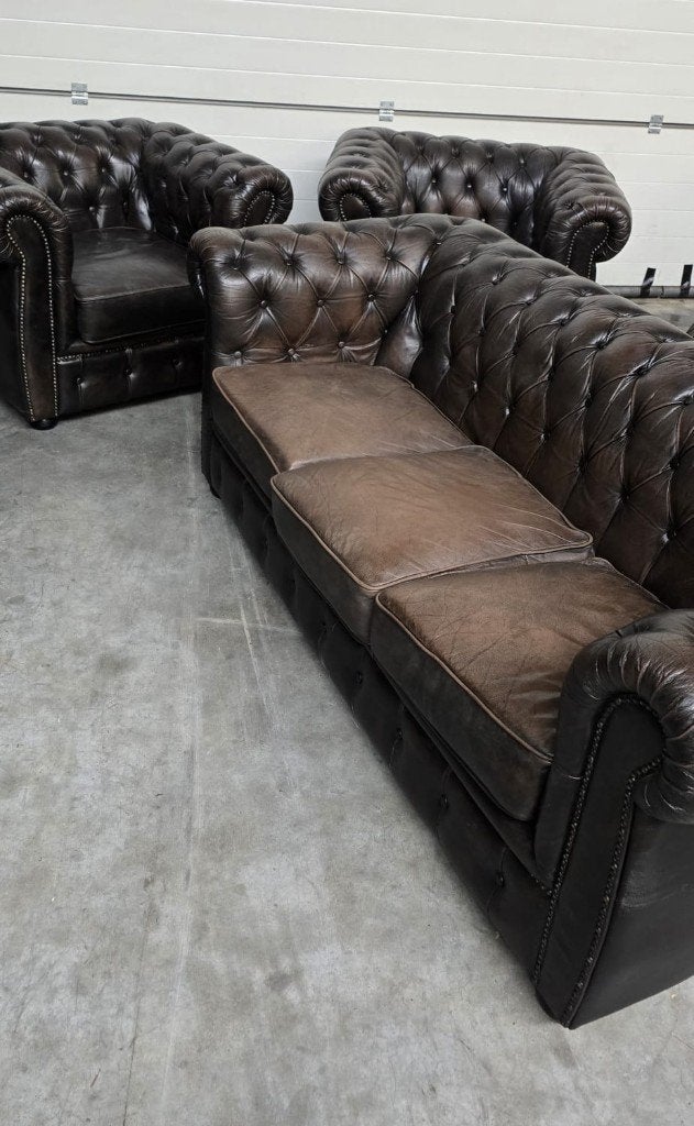 Salon complet Chesterfield authentique en cuir (3+1+1), Maison & Meubles, Enlèvement, Comme neuf, Cuir