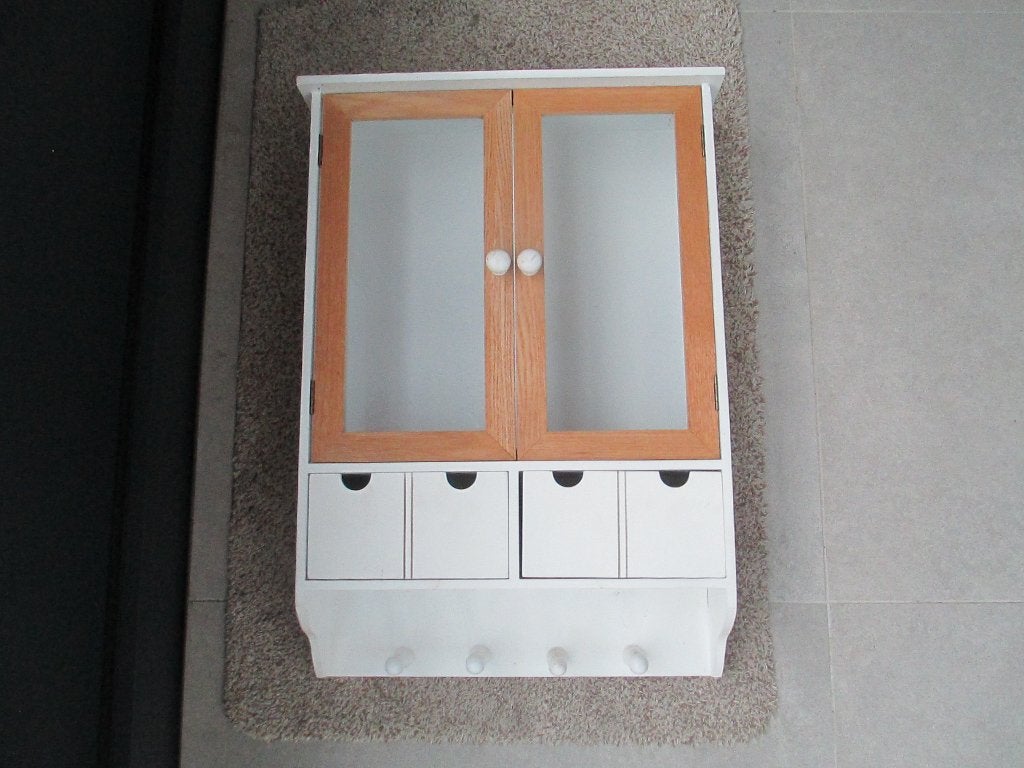 hang kastjes 2 stuks 10 euro stuk  53 cm op 36 cm, Ophalen, Zo goed als nieuw