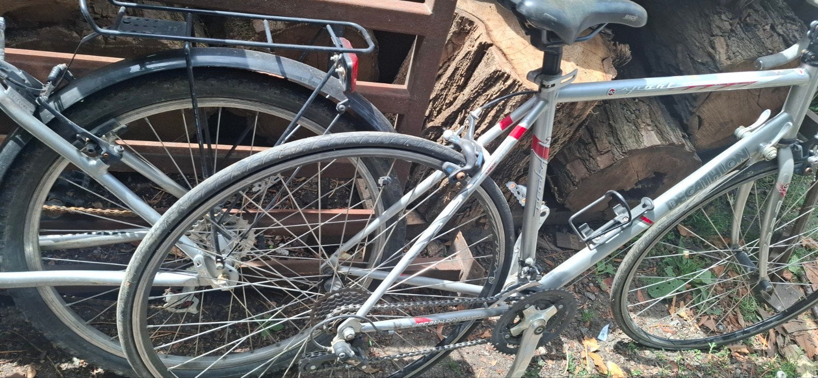 1 vélo femme 1 vélo de course taille 24. Les 2 100€, Vélos & Vélomoteurs, Enlèvement
