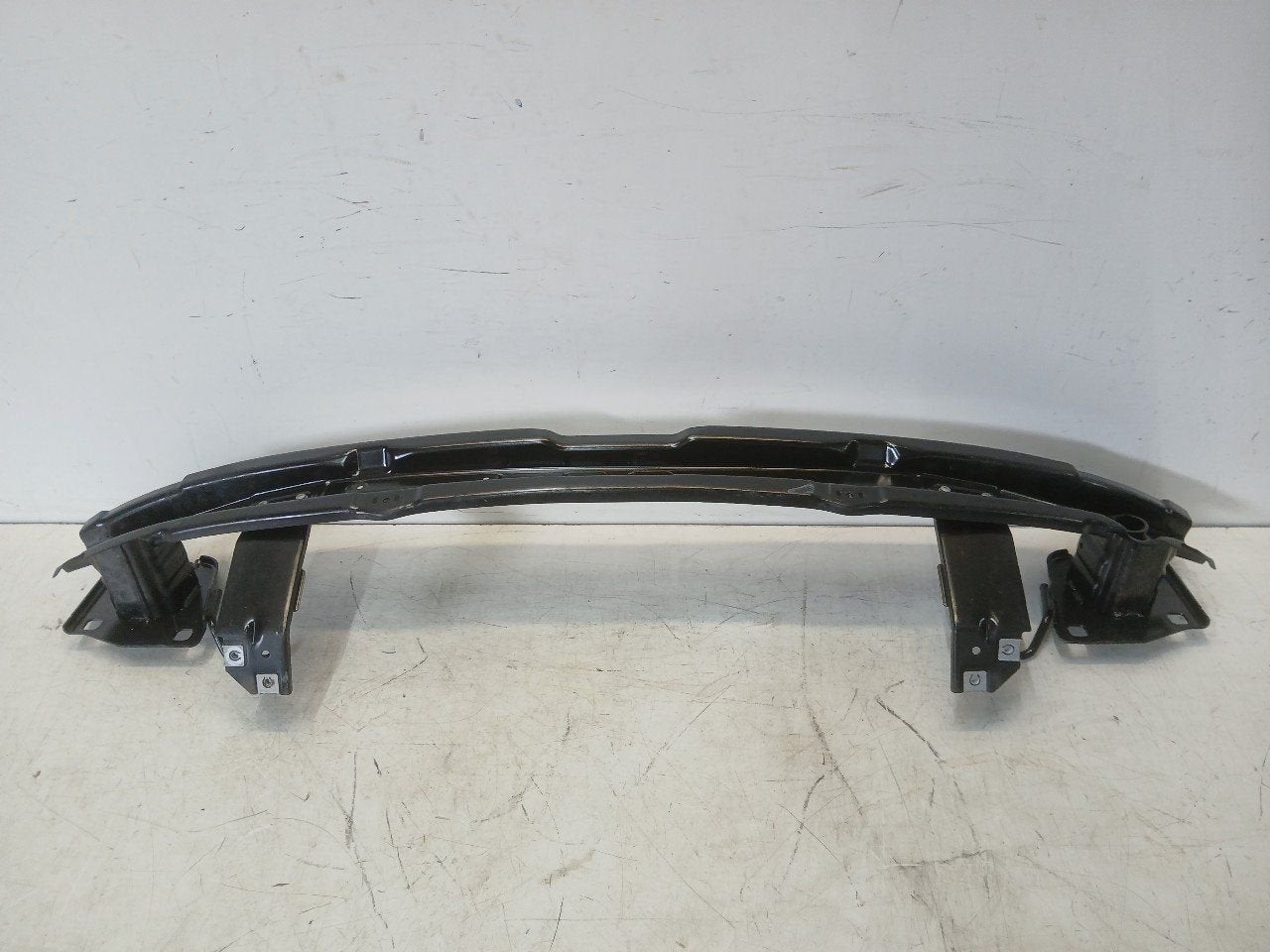 Bumperbalk achter Land Rover Discovery, Onderdelen@venauto.nl, Van der Ven Autorecycling B.V., Land Rover, Ettenseweg 76, 4706 PB Roosendaal, The Netherlands