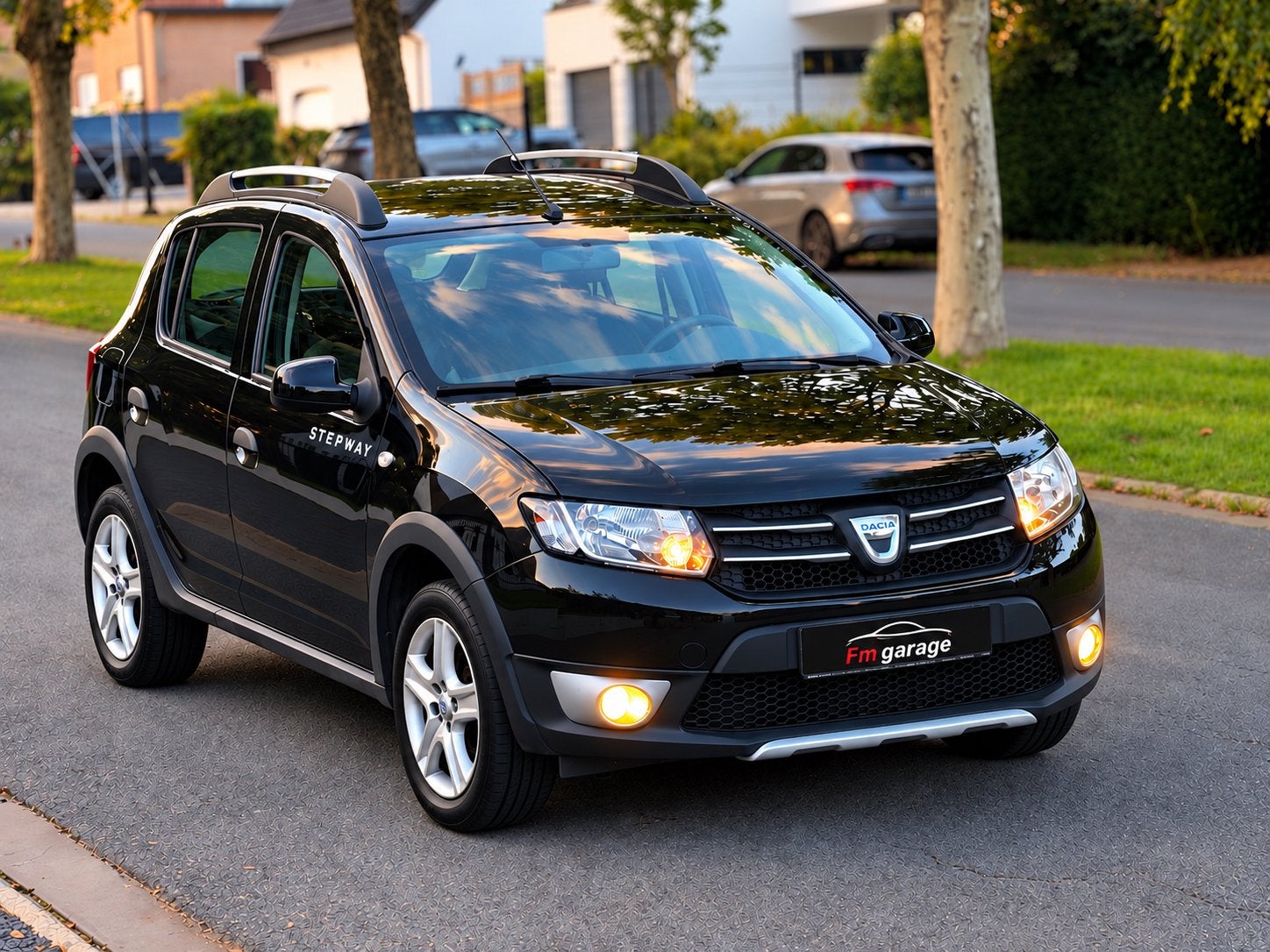 Dacia Sandero Stepway Essence 145.000 KM GPS Très propre, Electronic Stability Program (ESP), Bedrijf, Onderhoudsboekje, Sandero Stepway