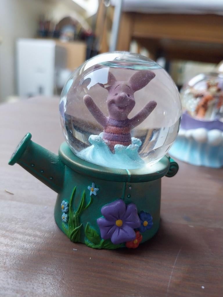 Sneeuwbol Disney Knorretje, Verzamelen, Disney, Verzenden