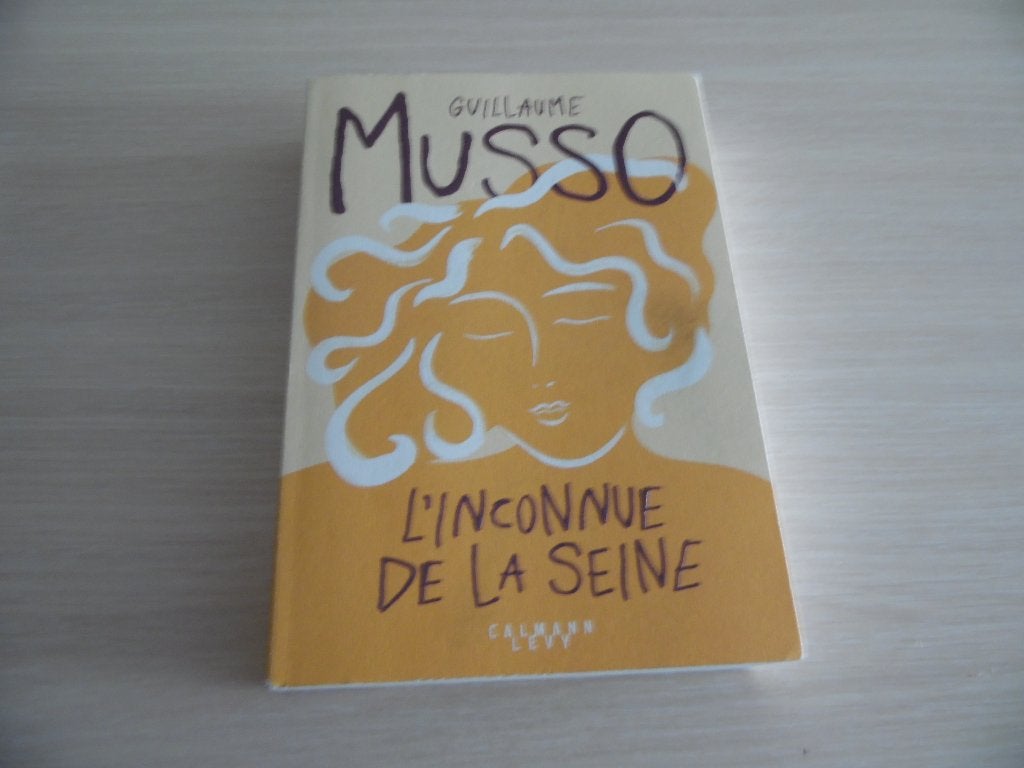 L'INCONNUE DE LA SEINE     GUILLAUME MUSSO, Europa overig, Ophalen of Verzenden, Zo goed als nieuw, Guillaume Musso